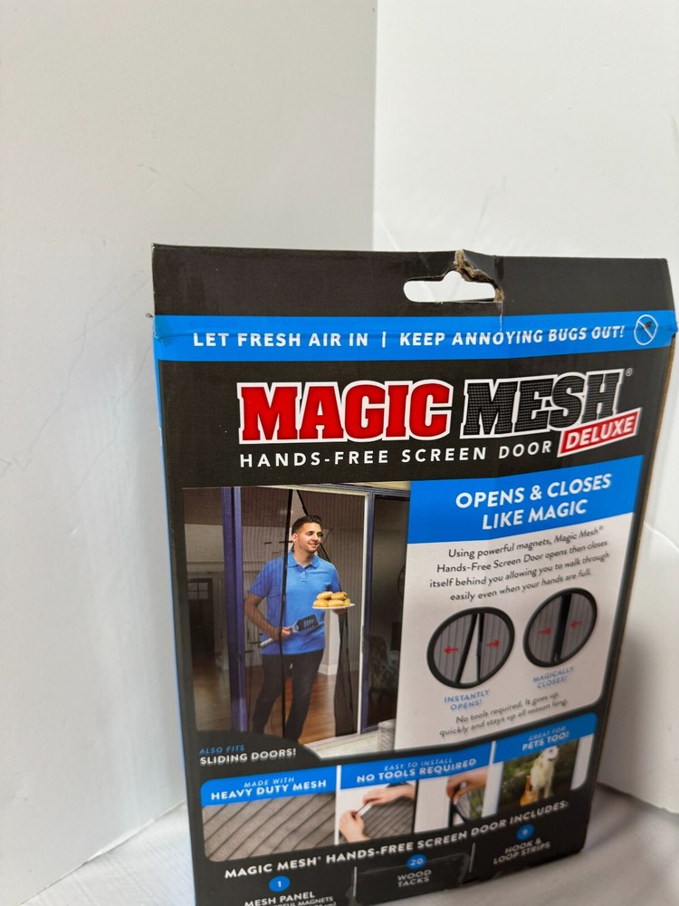 Magic Mesh Deluxe Hands Free Magnetic Screen Door