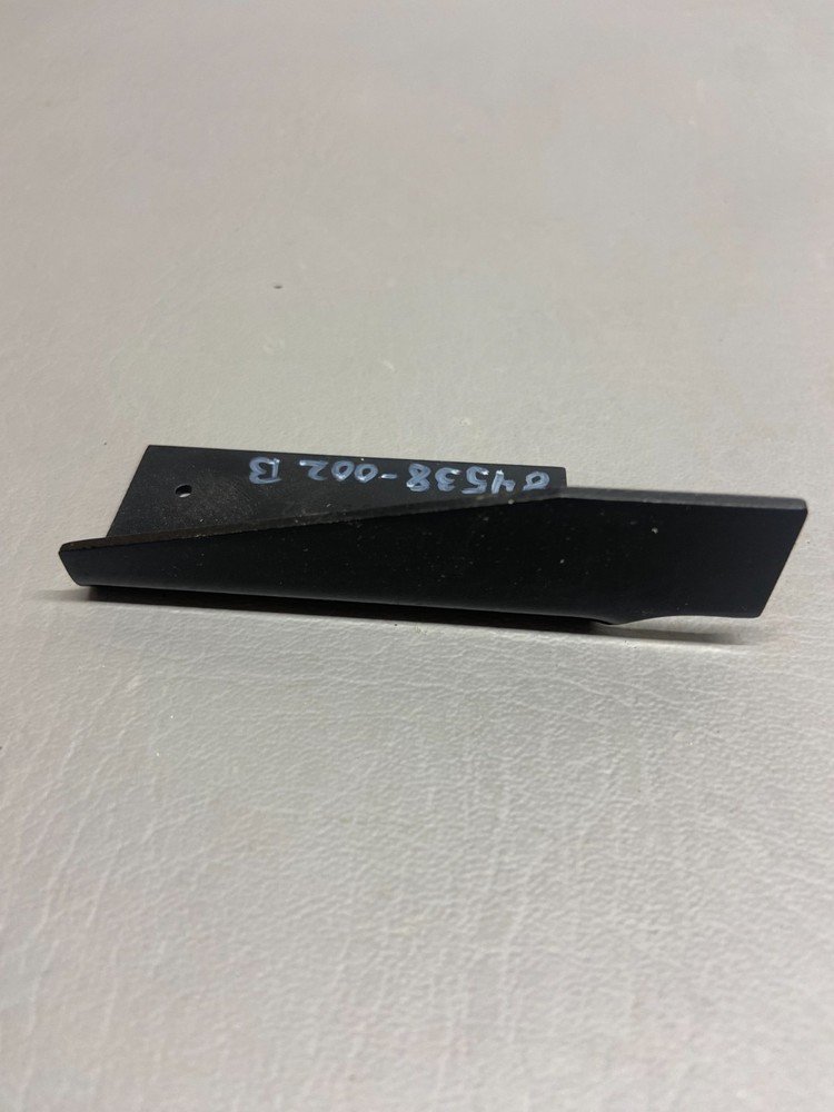 84538-002 Piper Bracket