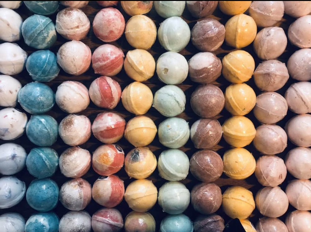 10 Large Assorted Organic Bath Bombs (4.5oz/per one)