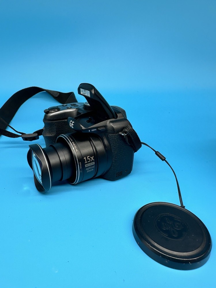 GE X5 14.4MP digital Bridge camera, Black - Tested