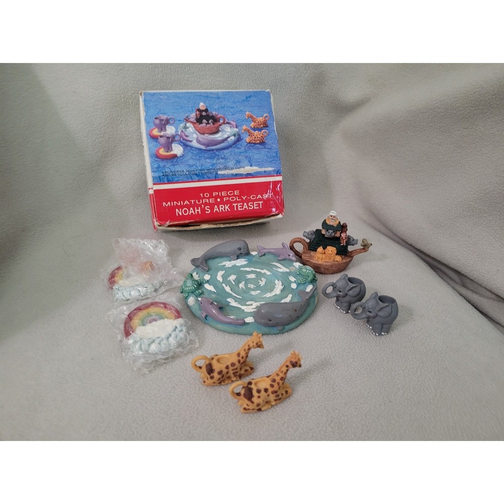 New Noah's Ark Tea Set Mini 10 Piece Set Ceramic Whales Rainbow
