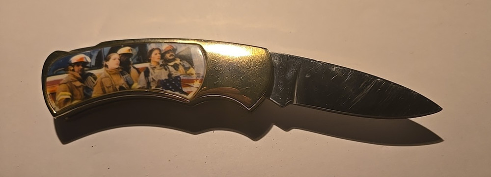 Firefighters 9/11 Commemorative Knife