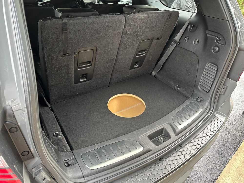 For a 2011+ Dodge Durango Custom Sub Box Subwoofer Enclosure - Single 12" or 10"