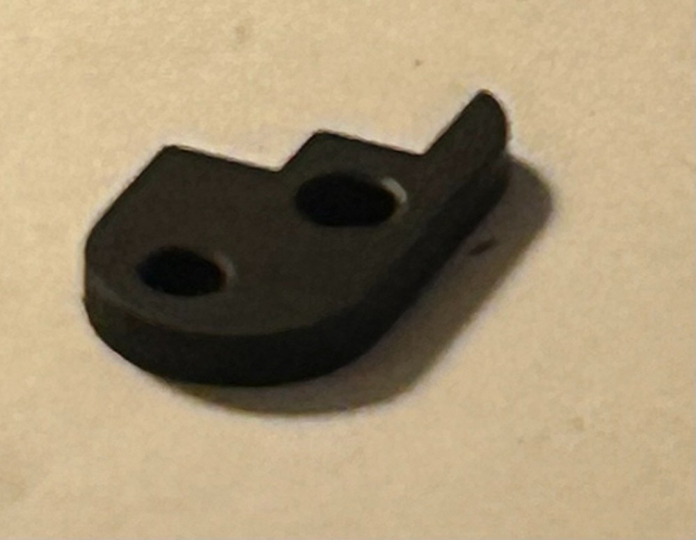 566611 Latch