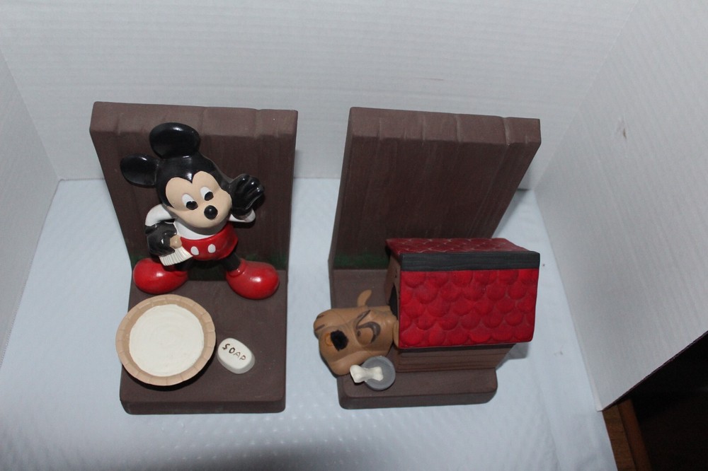Mickey Mouse Vintage Ceramic Bookends calling Pluto for Bathing Day Pair EUC