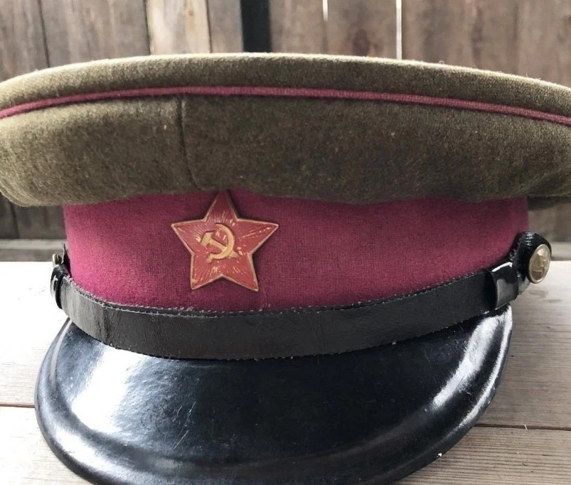 Soviet Russian Infantry visor cap 1947, Made by GERMAN MAKER "EREL", BERLIN