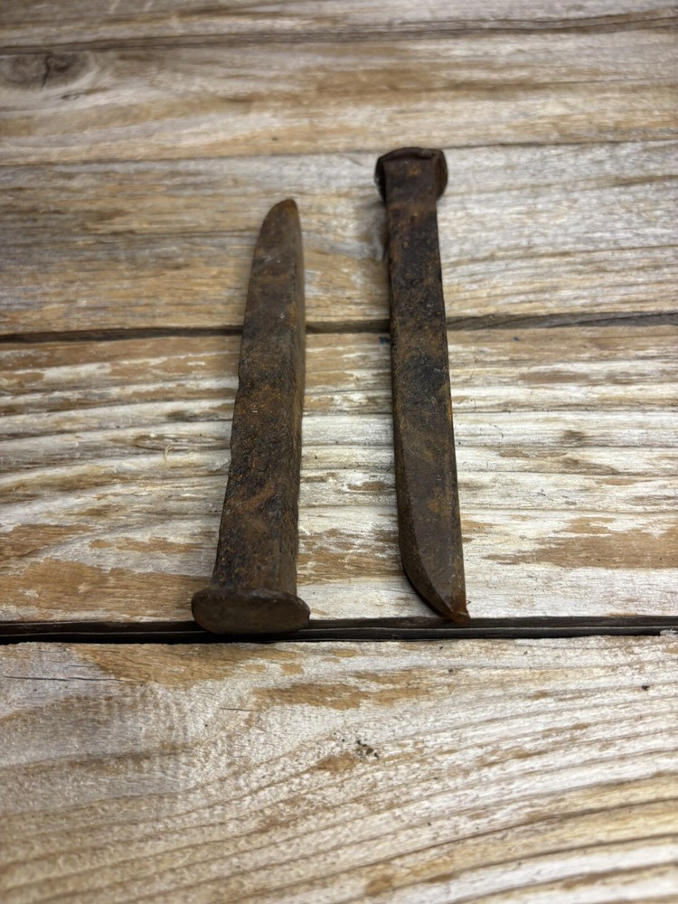 2 Old Vintage Nails / Spikes Rusty