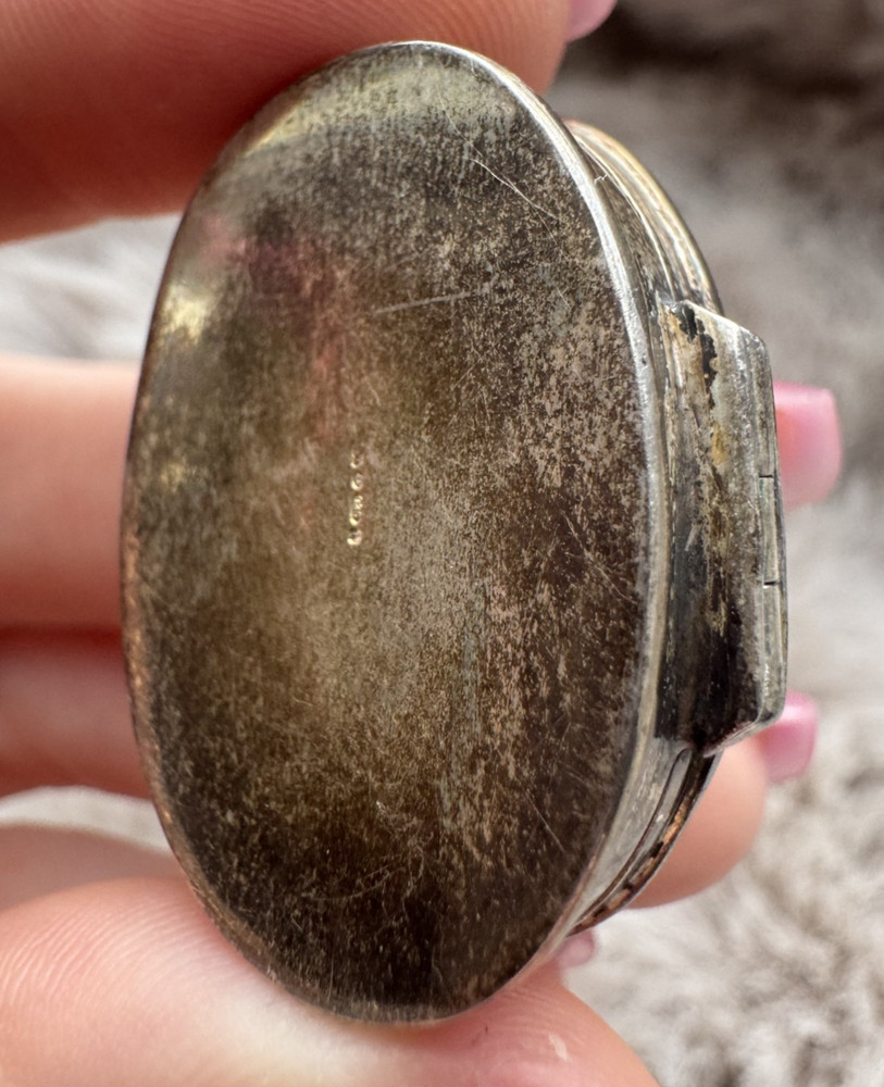 925 Sterling Silver Pill Box 1.2" USED