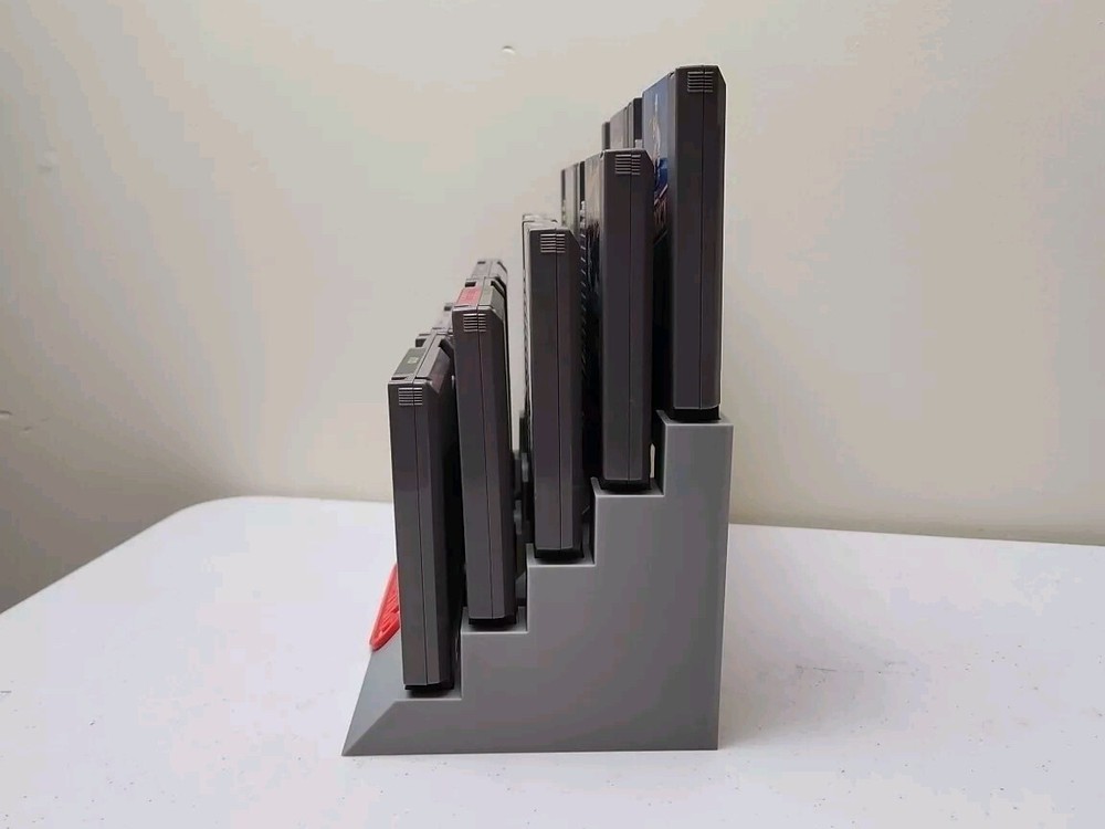 Nintendo NES 10 Cartridge Display Stand, 3D Printed