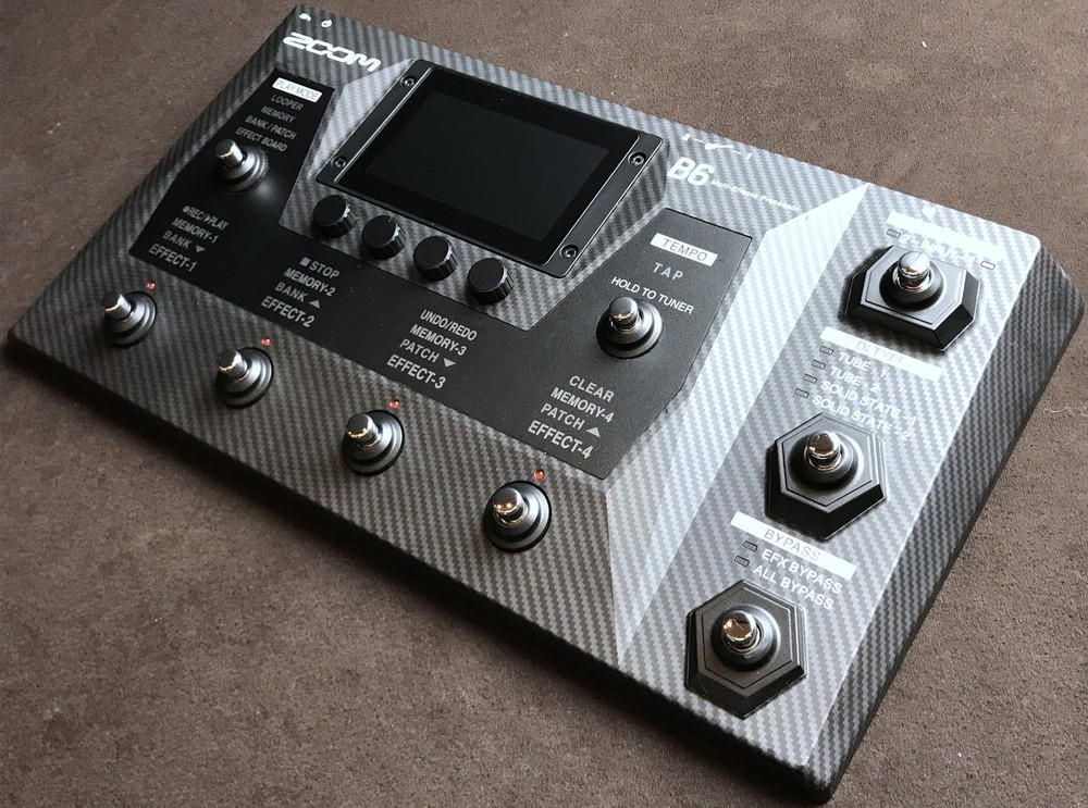 Zoom B6 Bass Guitar Multi-Effects Pedal Processor