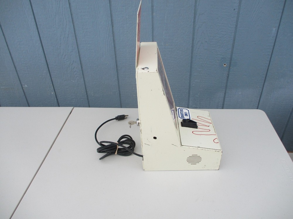 Vintage Compuvend Electronic Heart Machine Arcade Vending Machine