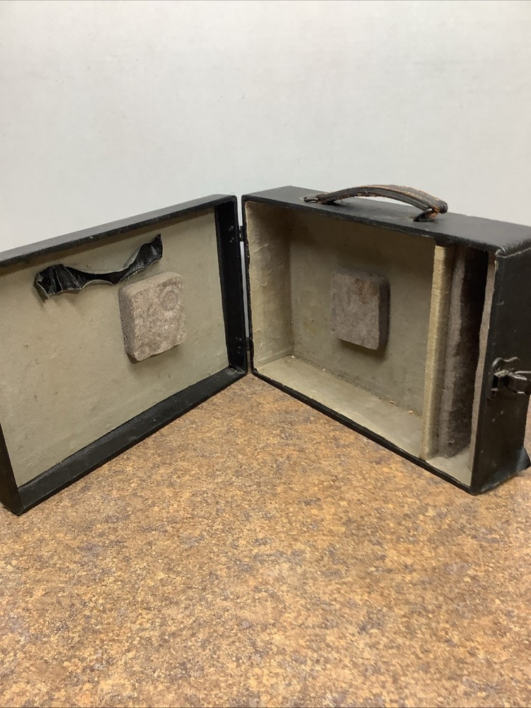 Antique SVE Tri-Purpose Projector Model AAA Bulb Is Missing