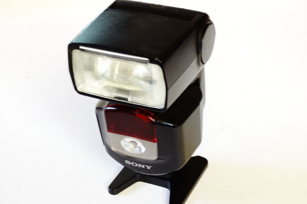 SONY HVL-F43M flash, E mount.