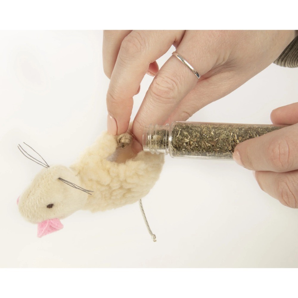 Refillable Soft Plush Catnip Toy with String Tail for Cats 3 Pack