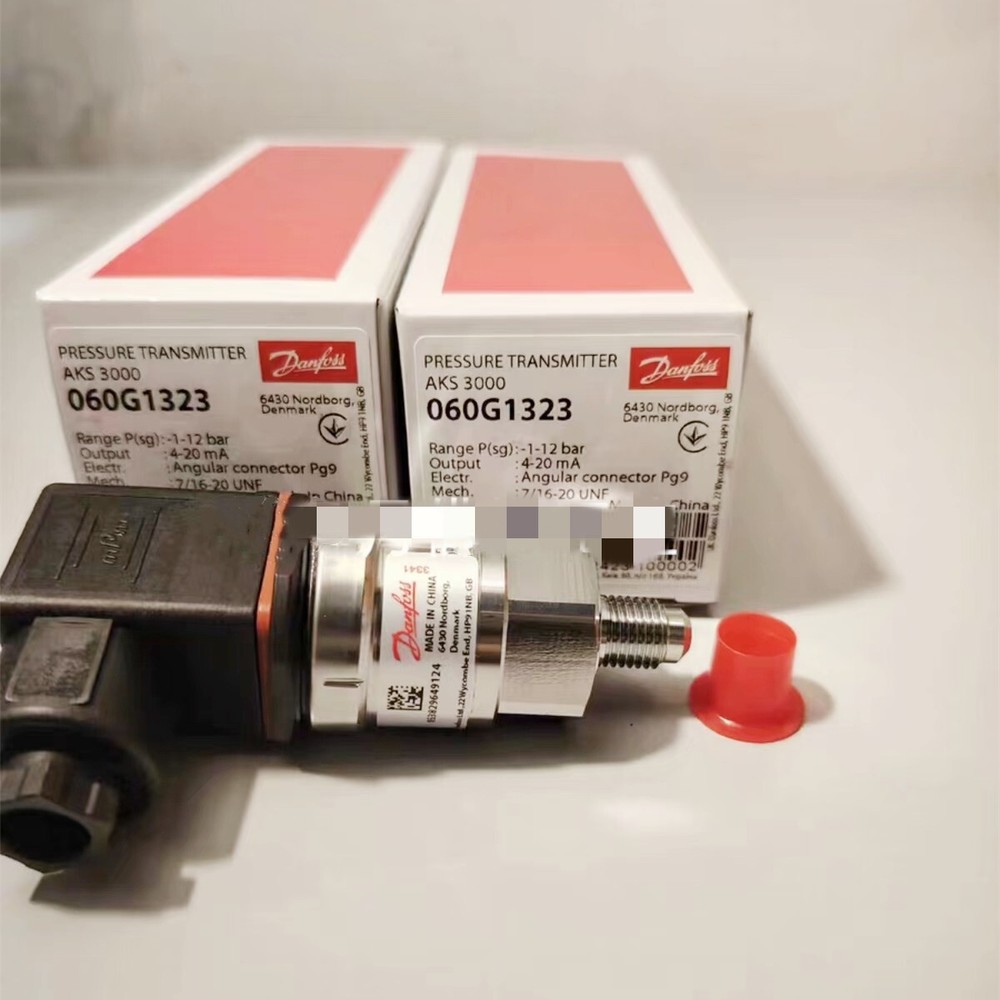 1PC Danfoss AKS3000 060G1323 pressure transmitter
