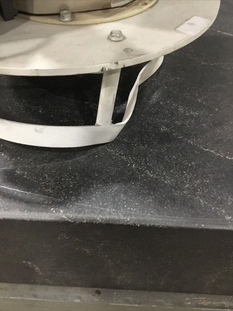 Conair Used DL12 Vacuum Receiver with Terminal Box #705C53PR4