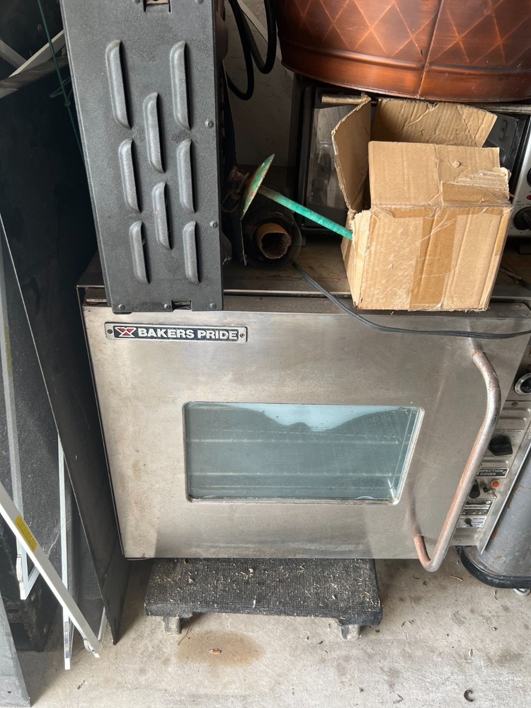 Bakers Pride 3 phase electric oven