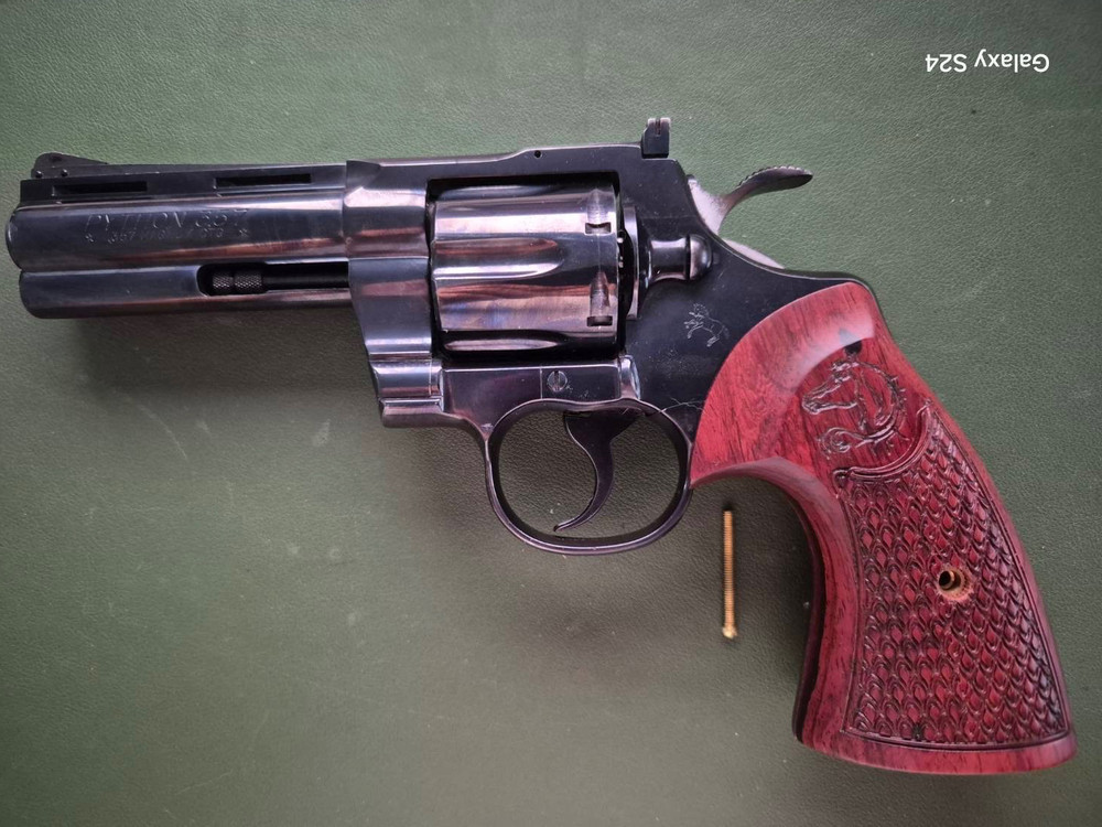 Colt Python grips Old or New E/I frame,Python re-designed 2020,Handmade Thailand