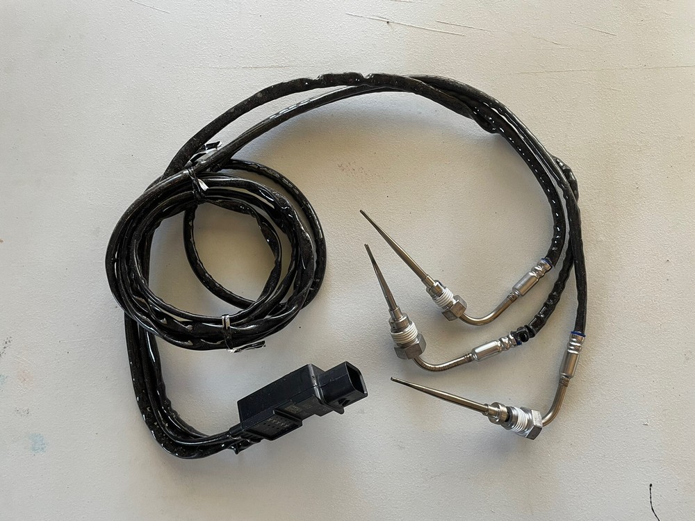 Engine Aftertreatment Exhaust System Temperature Sensor RE576042 John Deere