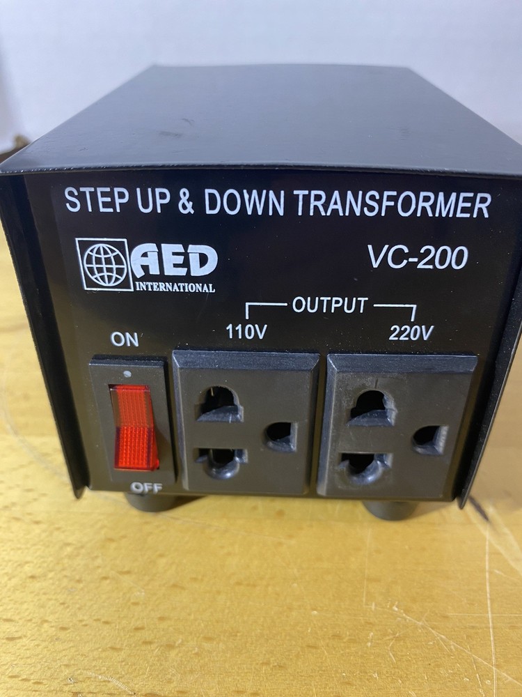 AED International Step Up & Down Transformer VC-200 - 110-220v