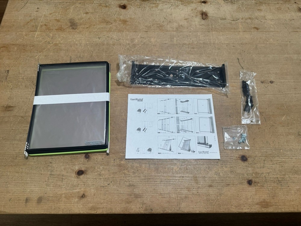 Tarifold Wall Mounted Display System 10 Pocket Panels