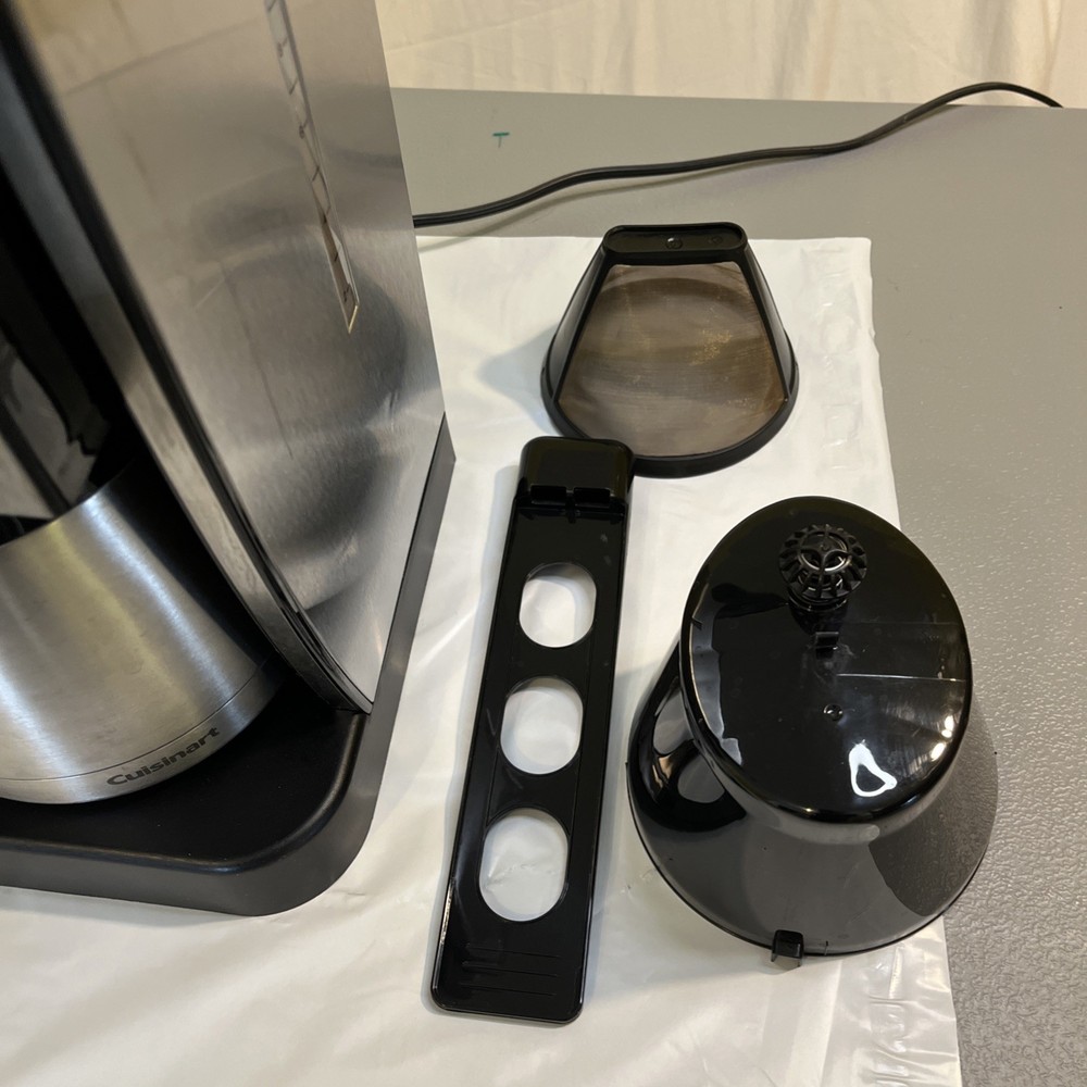 Cuisinart DCC-2750 Extreme Brew 12-Cup Programmable Coffee Maker Silver & Black