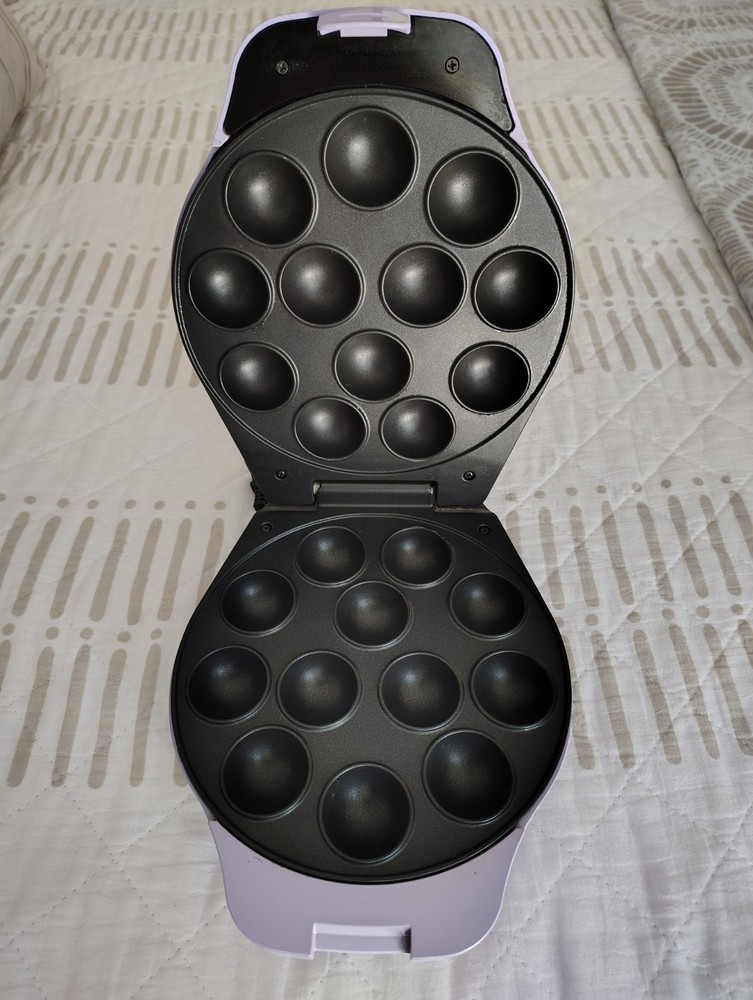 Babycakes Cake Pop Maker