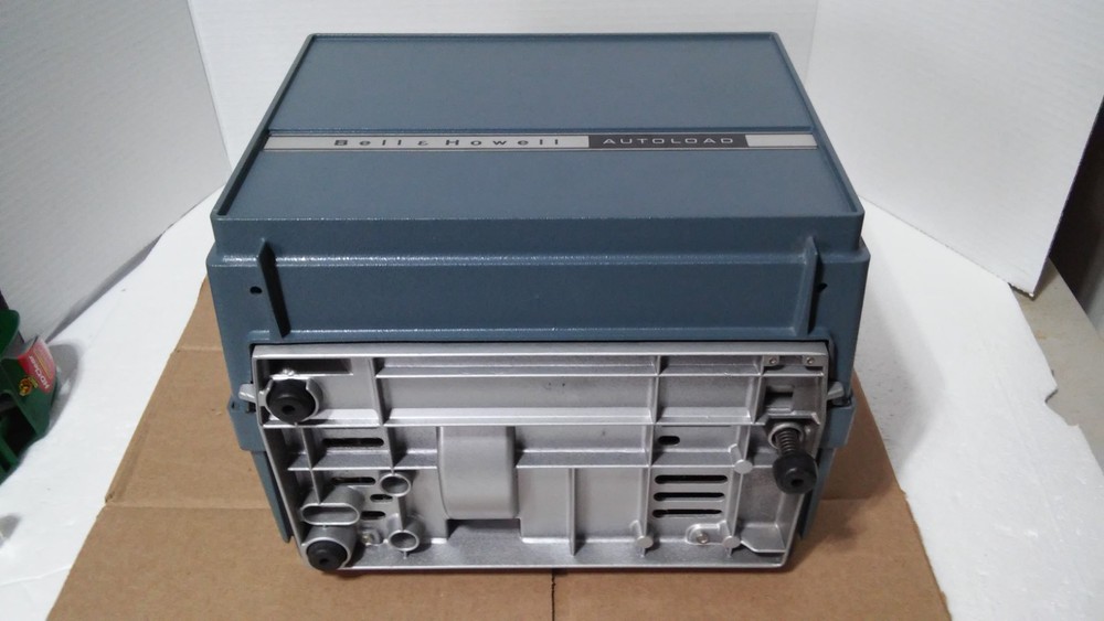 Bell Howell autoload projector 357a projector *Tested*