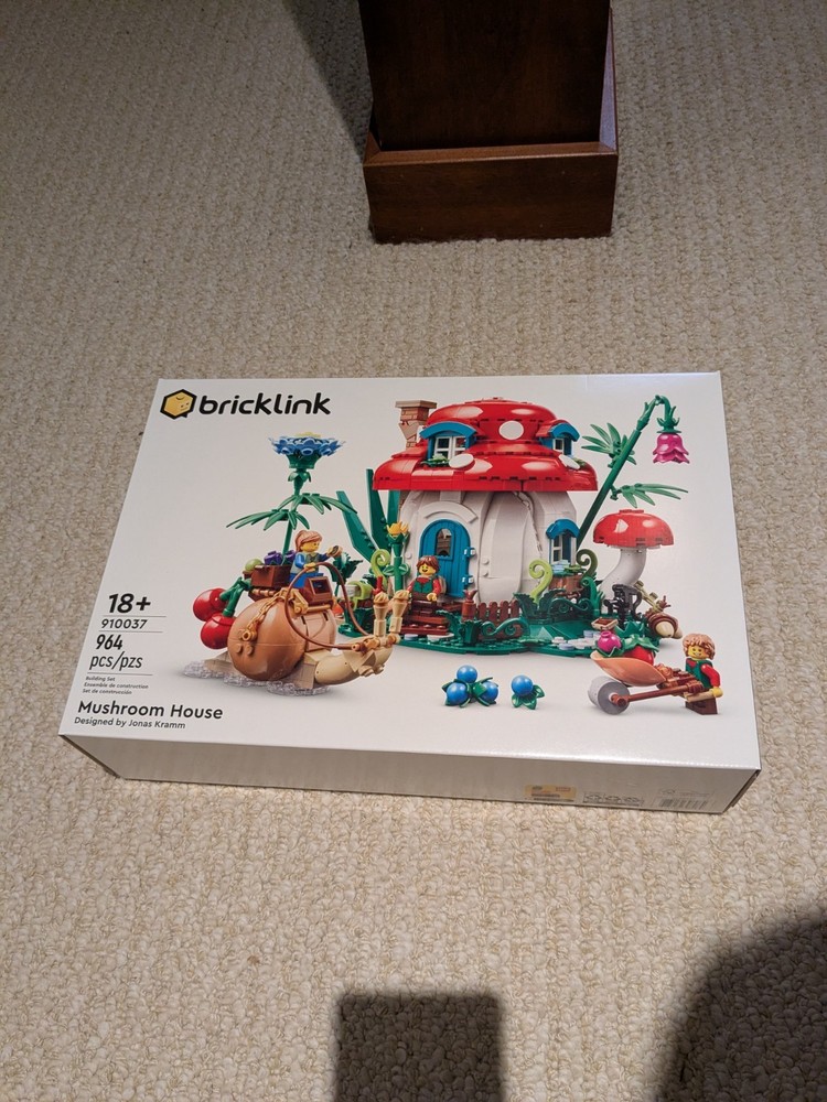 LEGO Mushroom House 910037 Bricklink Designer Program