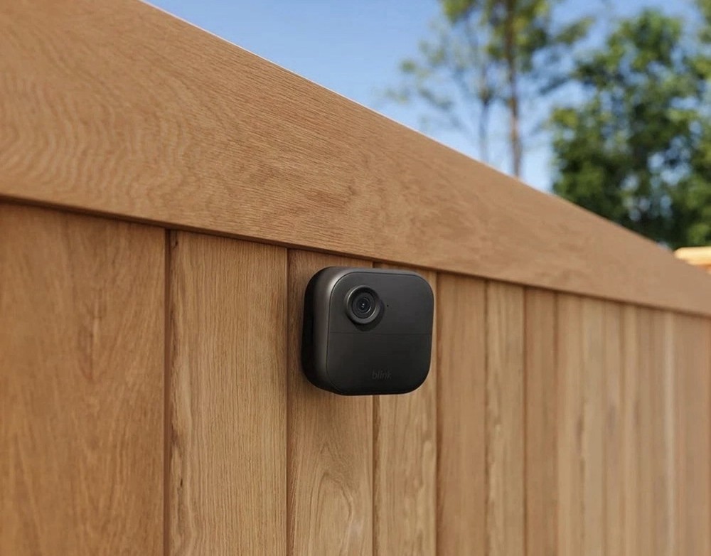 Blink Outdoor 4 Black 1080p HD Wireless Smart Security 2 Camera System