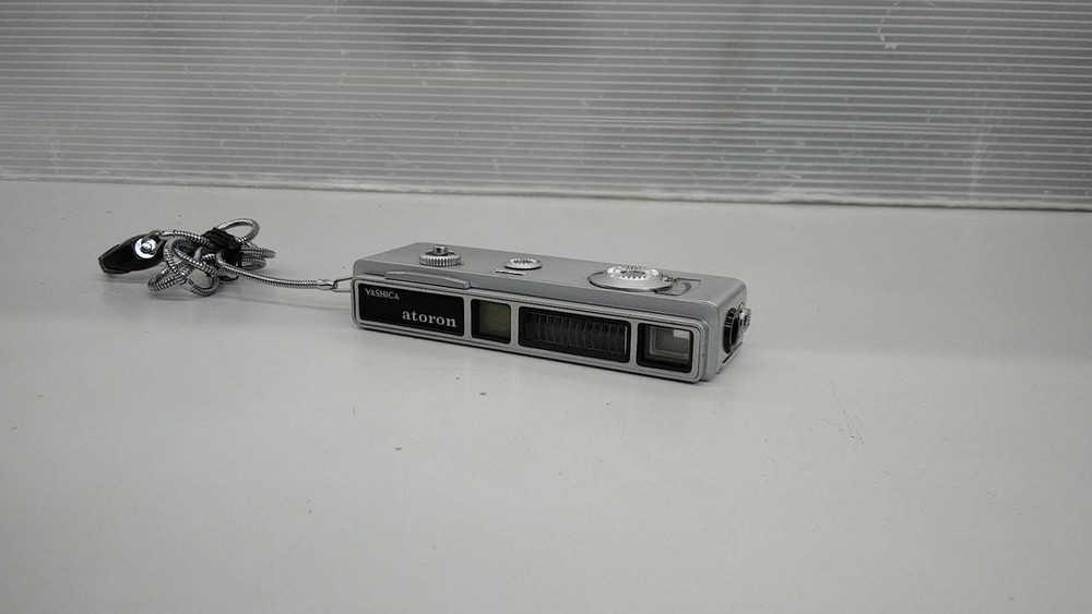 YASHICA ATORON film camera