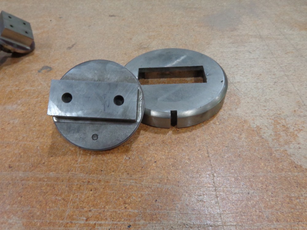 Strippet 3.5 assorted punch and die sets