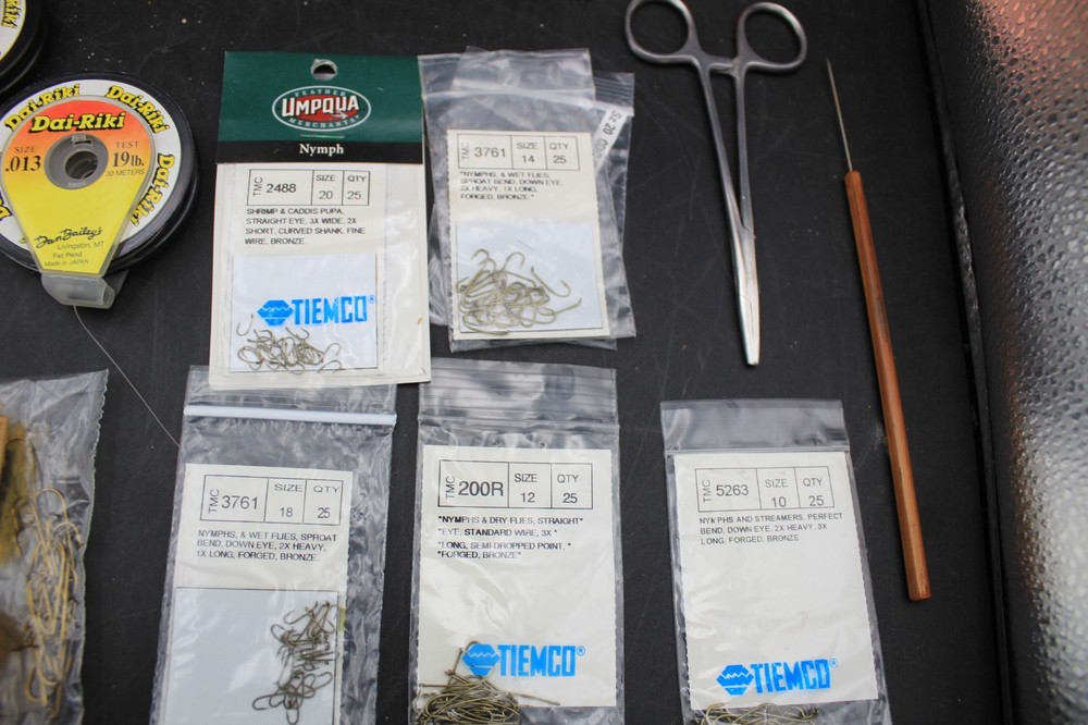 Fly Tying Kit with Tools, Materials in a Bag, Vise, Thread