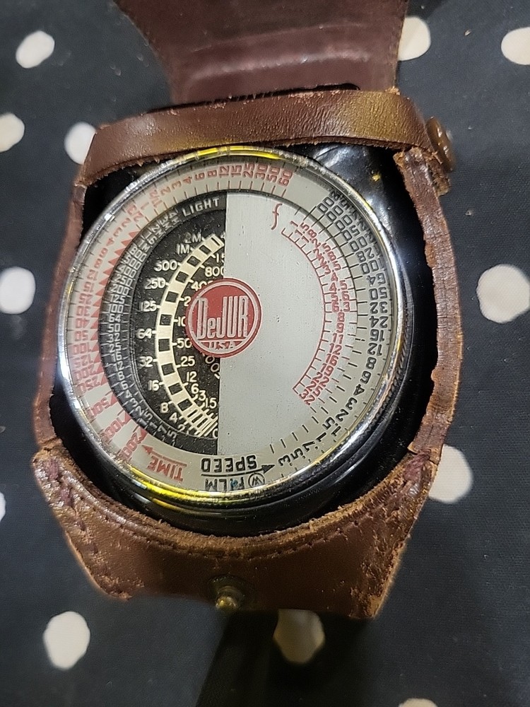 VINTAGE DEJUR Camera Light Meter Model 40 Leather Case