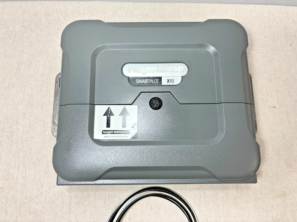 Raymarine X10 Smart Pilot Autopilot Course Computer E12198 Tested/Warranty!