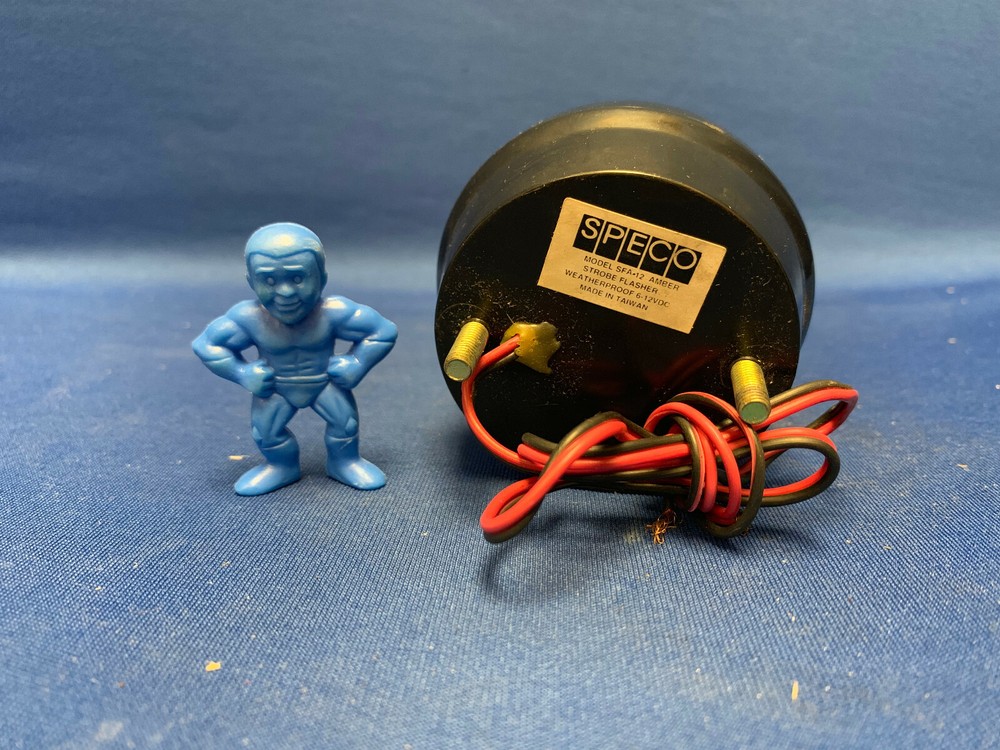 SPECO SFR-12 Weatherproof Strobe Flasher – Amber