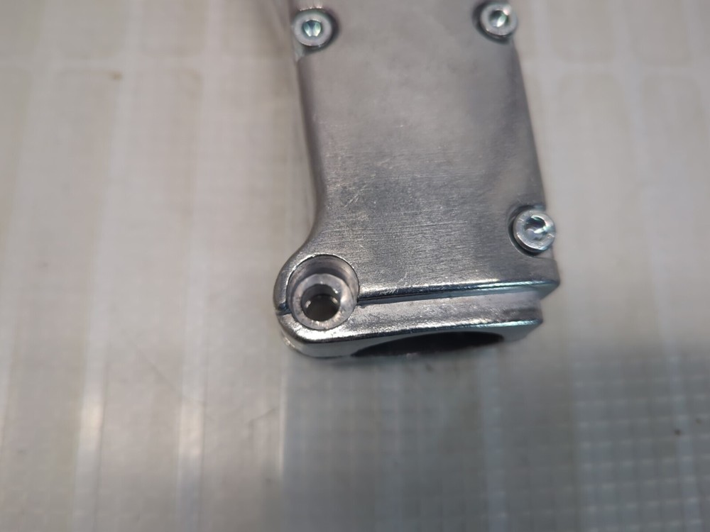 NILFISK ADVANCE VF40104F GEAR SEAT *