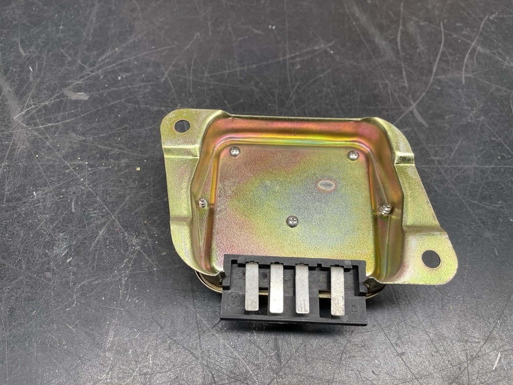 Zeftronics 14V Voltage Regulator P/N: R15100