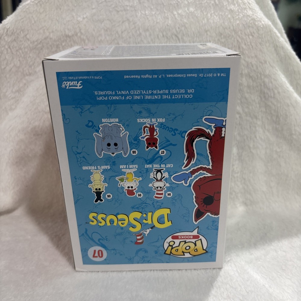 Funko Pop! DR. SEUSS: Fox in Socks #07 vinyl figure