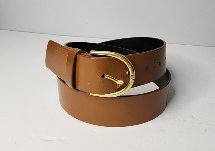 Ann Taylor GENUINE Leather Belt Gold Buckle Size Medium