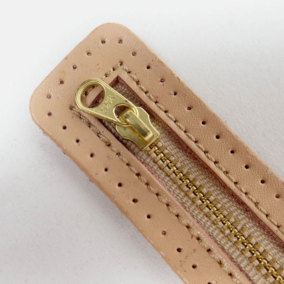 Genuine Leather Zipper (Large, 22×3cm), Beige
