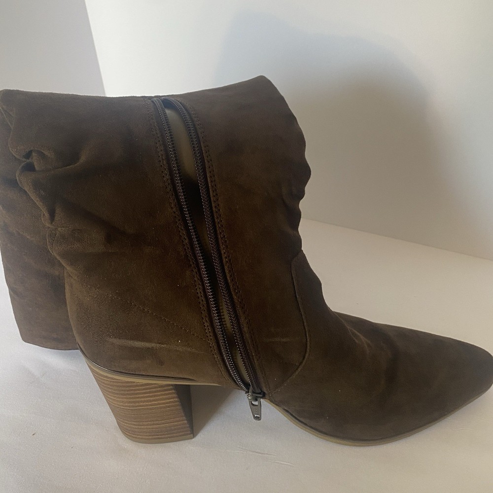 Universal Thread Brown Knee High Boots Side Zip Block Heel Size 11
