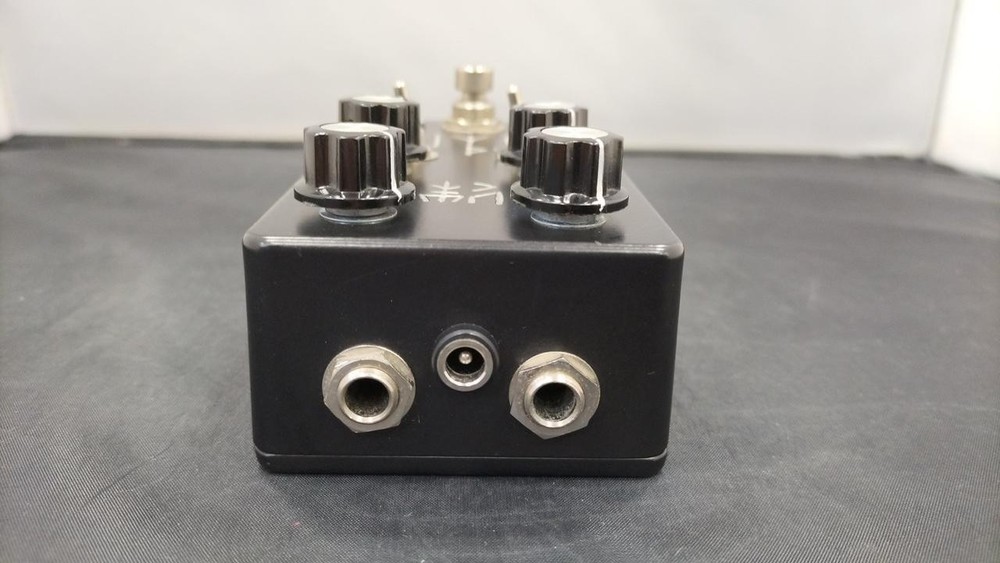 BLACKHAWK AMPLIFIERS VALKYRIE BLACK EFFECTOR 926009