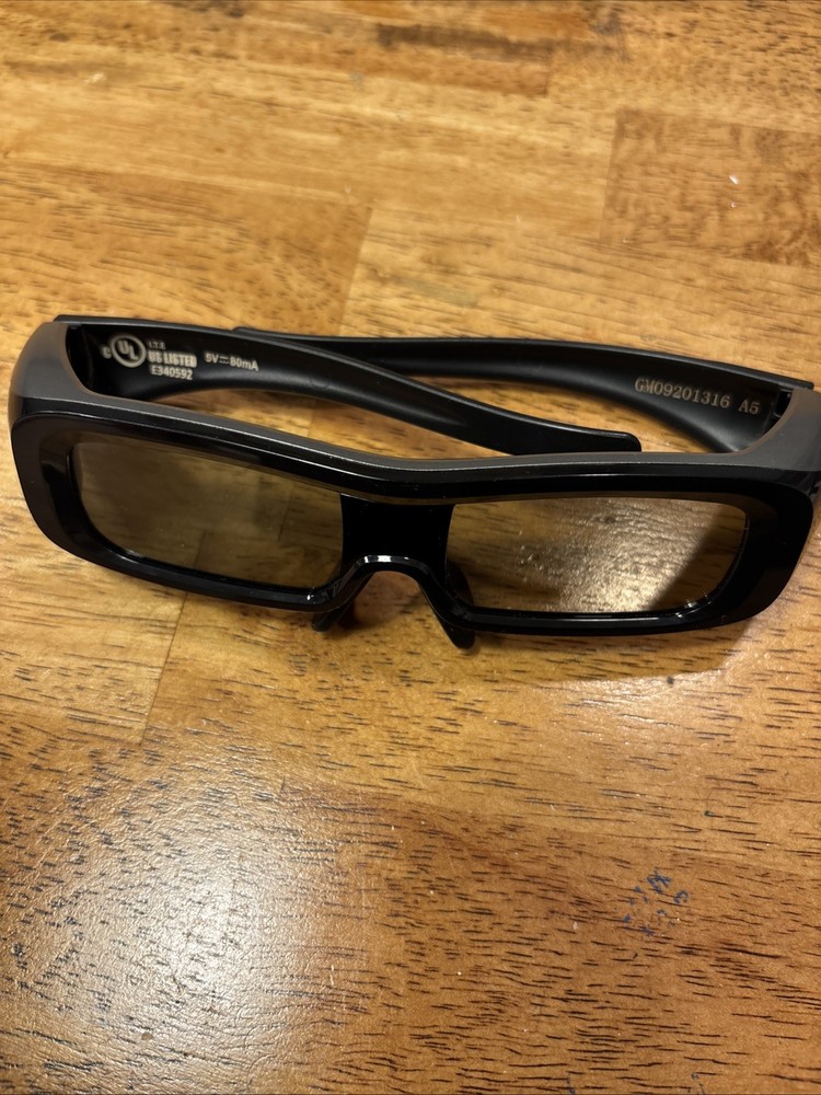 Panasonic E340592 Active Shutter 3D Glasses Black Rechargeable (G4B*)