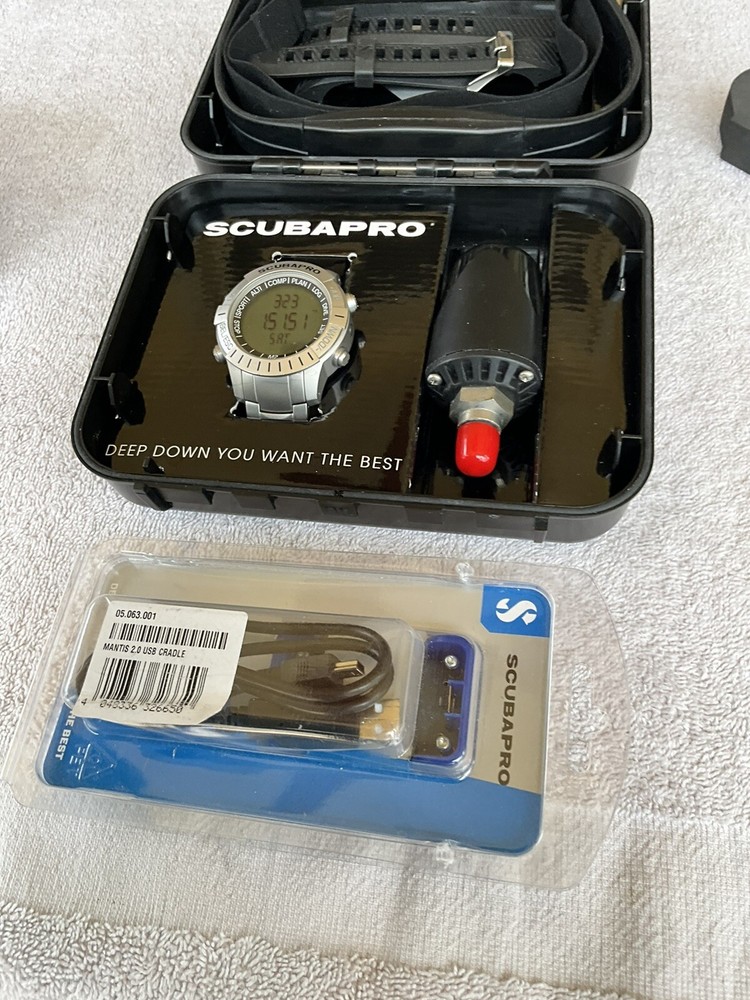 Scubapro Mantis 2.0 Complete Dive Watch, Computer & Accessories