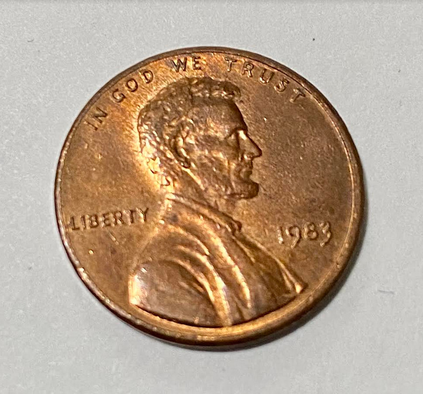 ONE CENT LINCOLN PENNY 1983 RARE ,NO MINT MARK ERROR.