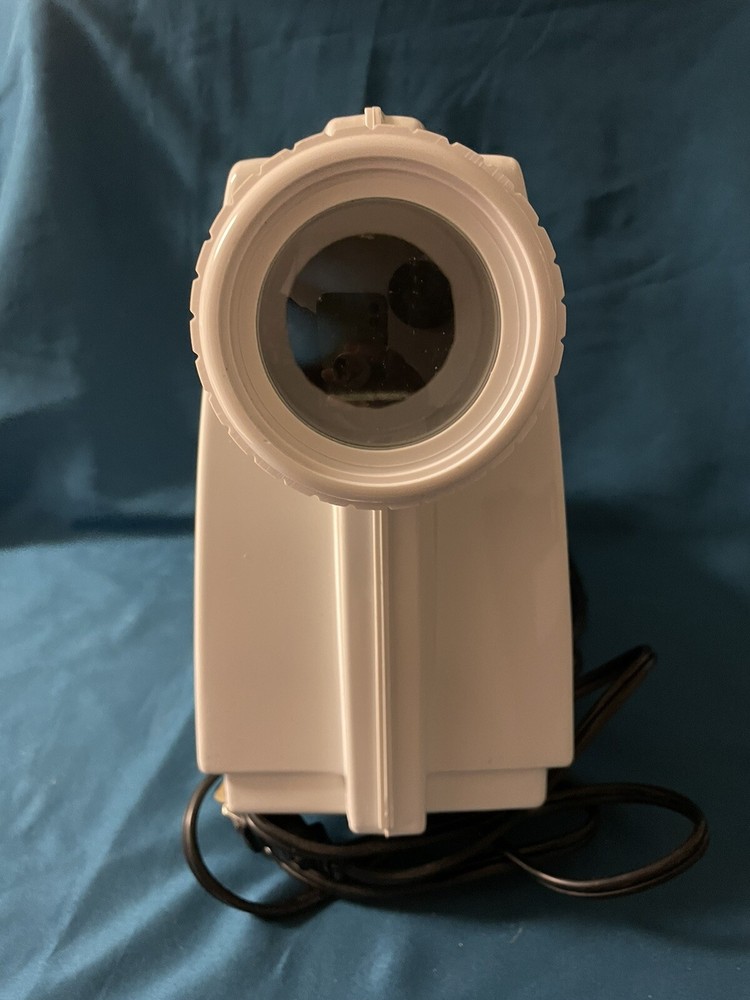 PROJECTA SCOPE Model PJ768 White Projector for Artists & Crafters Wall Art