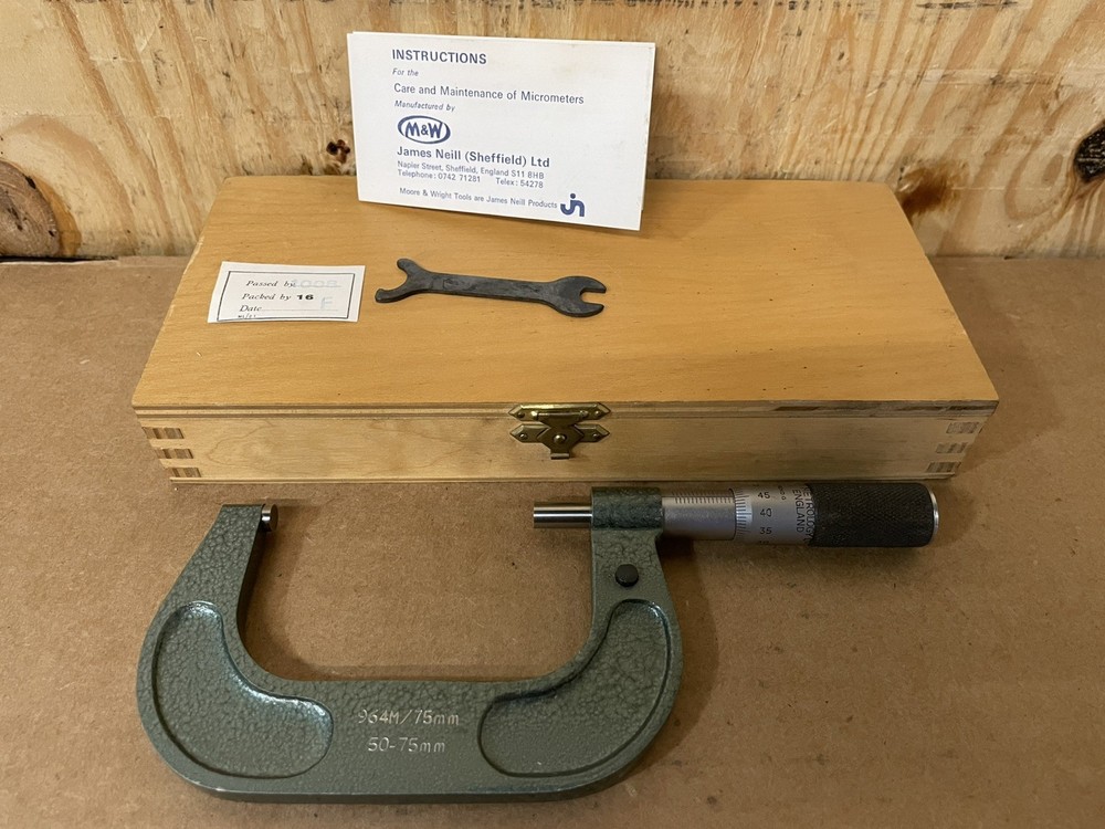 SHEFFIELD / MOORE & WRIGHT  50mm-75mm  MICROMETER    - MADE IN ENGLAND -