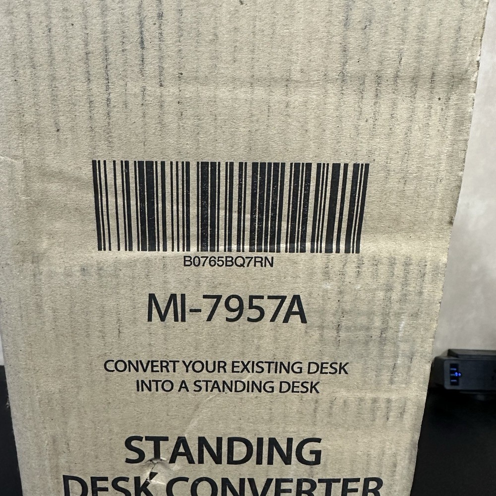 Mount-It! MI-7957A Sit-Stand Desk Converter