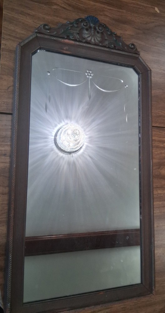 H. Neuer mirror Antiques old d
